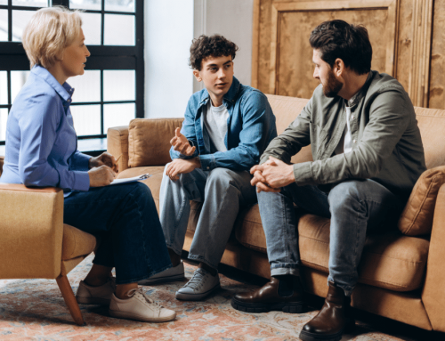 What to Say (and What Not to Say) to Someone Who’s Struggling